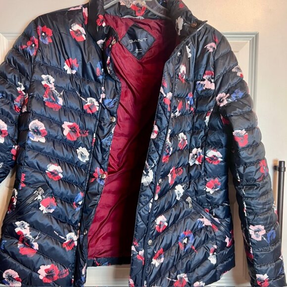 GANT Navy Floral Print Quilted Puffer Jacket Size M - Picture 8 of 10